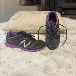 NB( new balance) women’s shoes